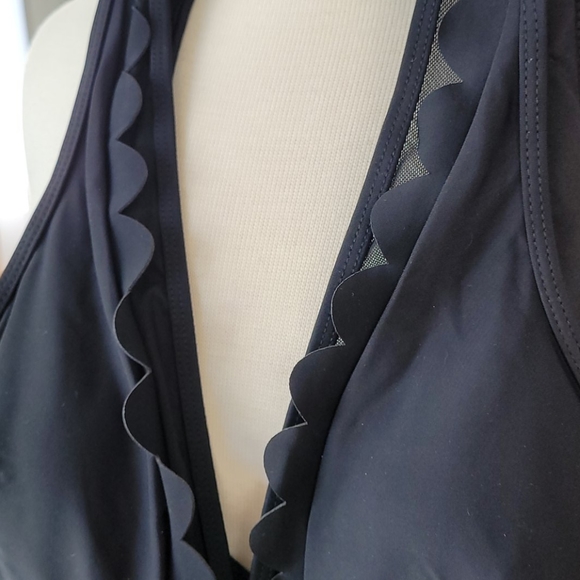 Cupshe Scalloped Black One-Piece Swimsuit - Picture 4 of 6